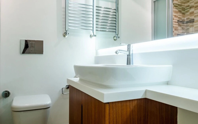 Fully Equipped Cozy Home in Besiktas