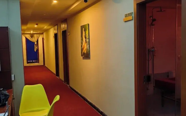 Paci Hotel