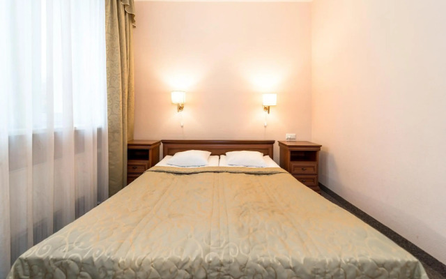 Kolonna Hotel Brigita