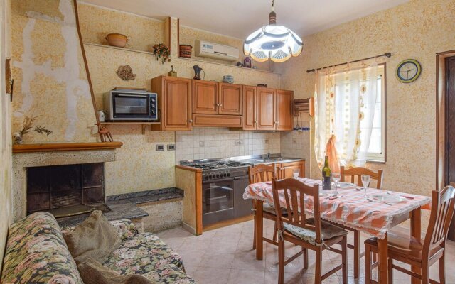 Nice Apartment in Bivongi With Wifi and 1 Bedrooms