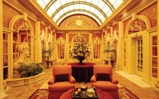 Golden Nugget Las Vegas Hotel & Casino
