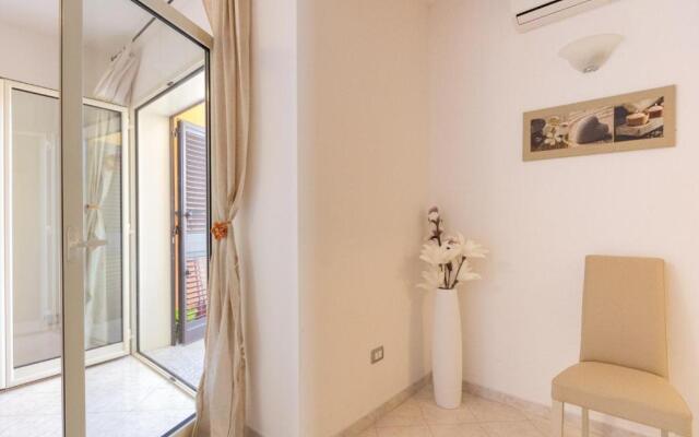 App Savonarola a 250mt da spiagge e movida 6p