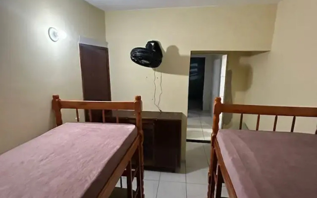 Cabo Frio Beach House Hostel