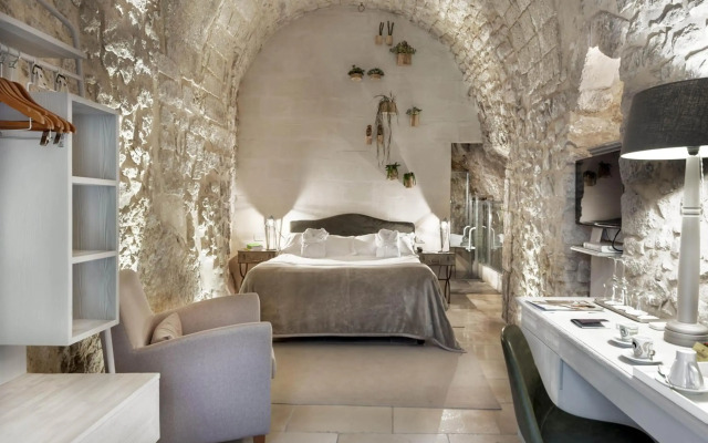 Locanda Don Serafino Historical Boutique Hotel