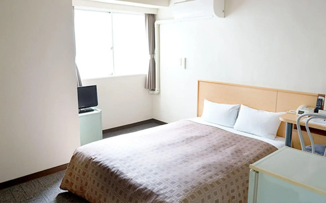 Takasaki Ekimae Plaza Hotel
