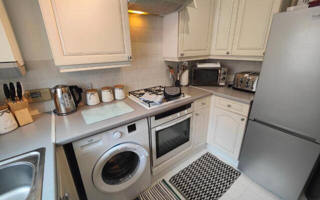 *NEW* Stunning EMSWORTH HARBOUR 3 Bedroom House