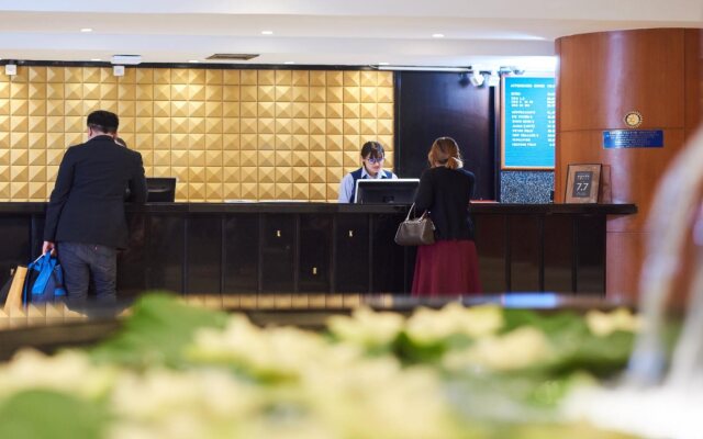 Narai Hotel (SHA Extra Plus)