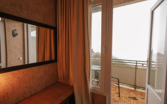 Guest house Evdoshvili St N5