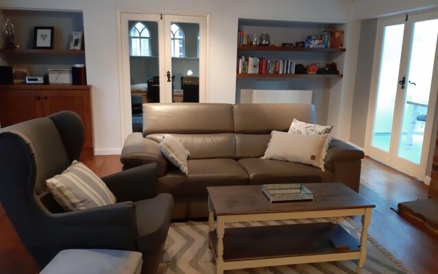 Charming 3BD Home in Allestree Village