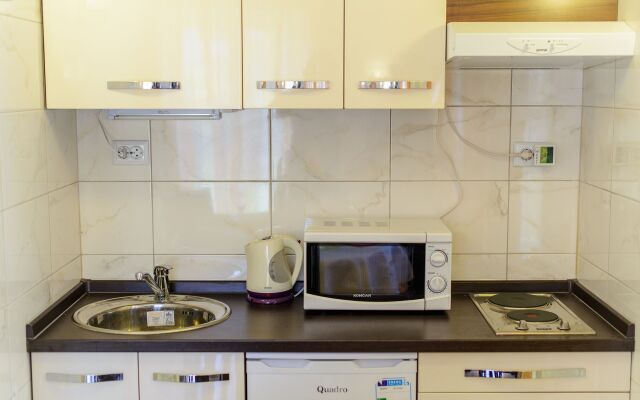 Holiday house Mirjana - beautiful garden with barbecue: Trogir, Riviera Trogir