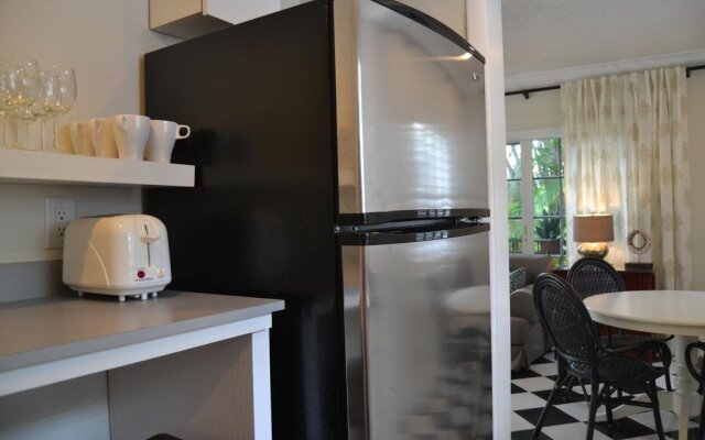 La Casa A North Beach Village Resort Hotel