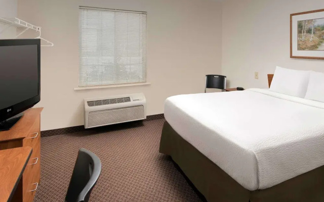 WoodSpring Suites Gainesville
