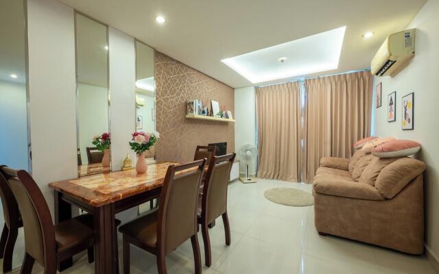 Amazon Apartments by Apartwell