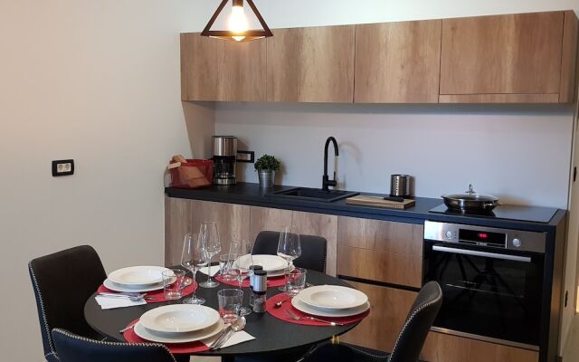 House Mojca - Apartments Lena