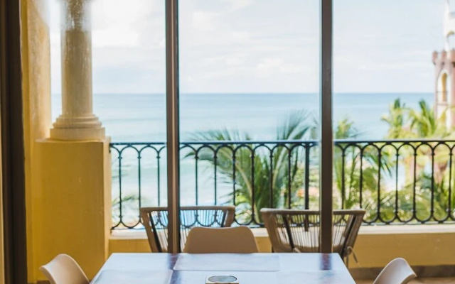 Gavias Grand Ocean Front