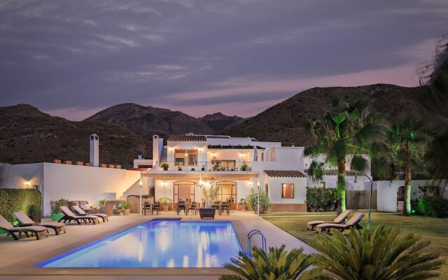 Boutique Hideaway Cortijo El Sarmiento