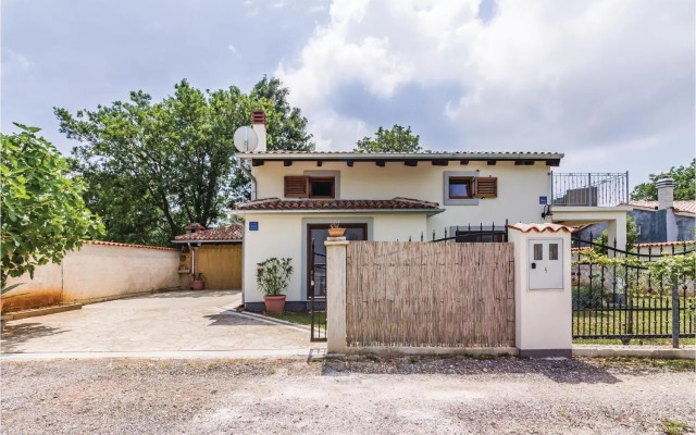 Two-Bedroom Holiday Home in Medulin