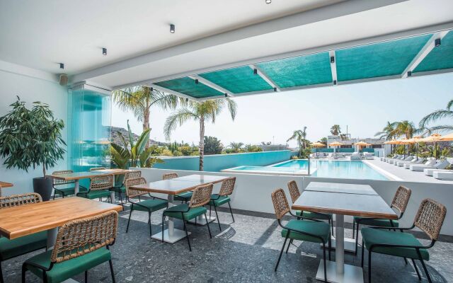 Mazoren Art Hotel