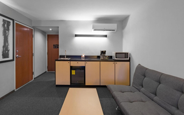 City Express Plus by Marriott Guadalajara Expo
