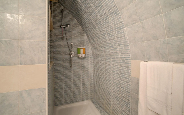 Navona Gallery Michelangelo Suite