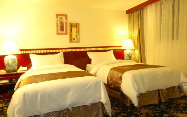 Kiwi Express Hotel Mrt Wen Xin Feng Chia Branch 1