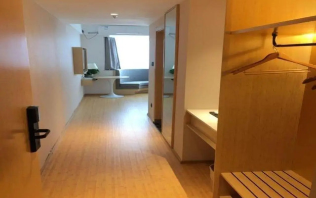 GreenTree Inn Jiangsu Lianyungang Hualian Building Business Hotel