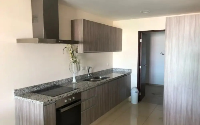 Condo Pacifica 3004
