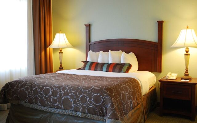 Staybridge Suites Savannah Airport