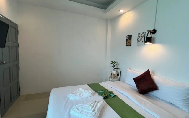 LimeTree Loft Guesthouse