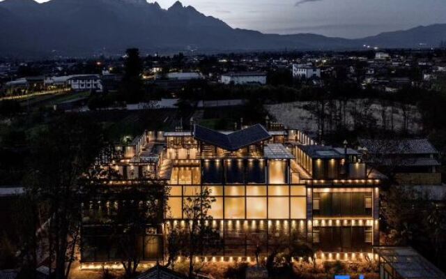 Lijiang Wumo Qinglu • Rizhao Jinshan • Snow Mountain Palace Museum • Healing Hotel