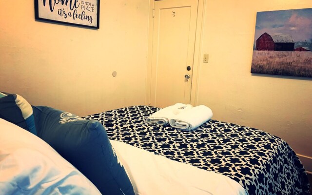 Seattle Urvan Village- Rainier