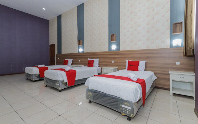 RedDoorz Syariah @ Klojen Malang