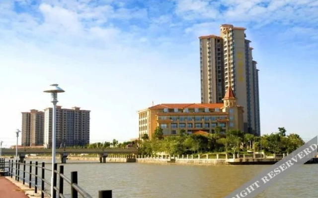 Qianmei Resort Hotel (Nanxiong Shuixi small Island store)