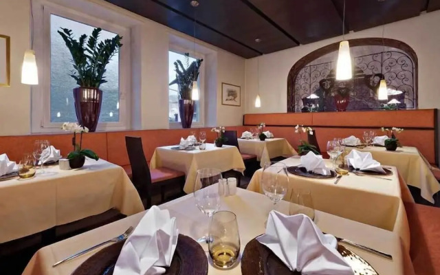 Hotel Goldene Rose