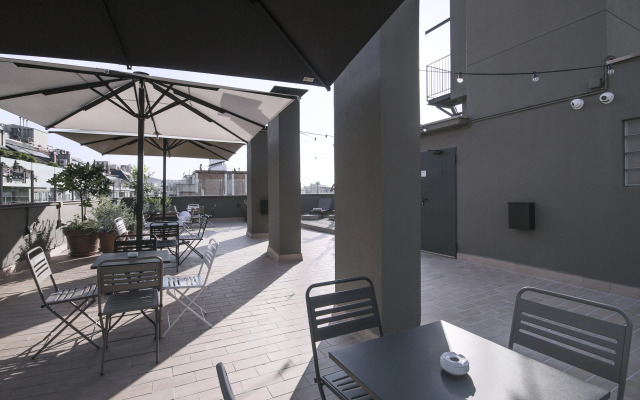 Pol & Grace Hotel