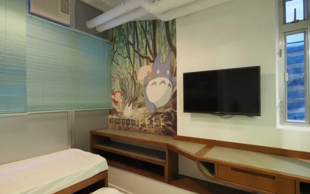 Pandas Hostel - Comics