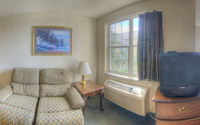 Intown Suites Extended Stay Orlando FL - Presidents Dr