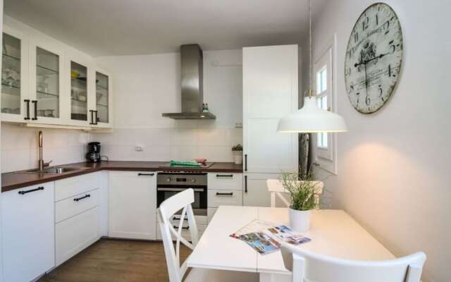 Harbour 374 With Private Roof Terrace in Puerto de Mogan