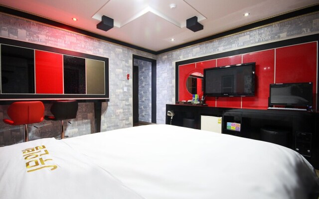 Gwangju Chungjang-ro J Untel