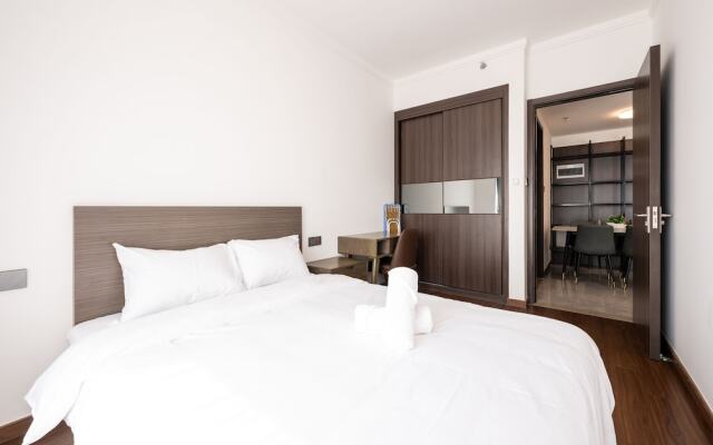 Agile Sky Residence Studio by SobenHomes