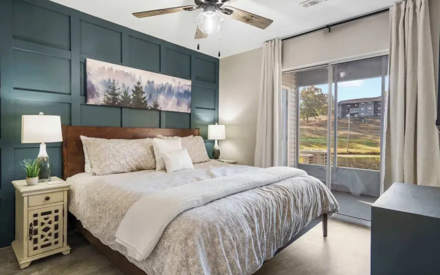 Water's Edge & Golf Course View