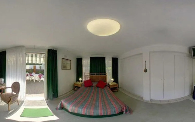 Cosy Den B&B Luxury Guest House Style