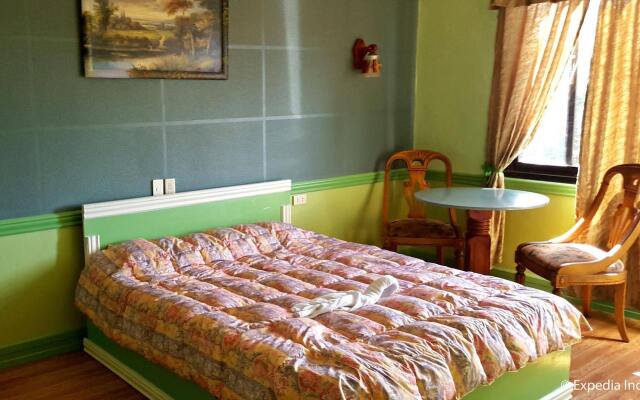 Hotel Henrico Legarda