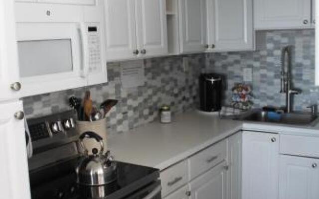 Dungeness Barn House Bed & Breakfast