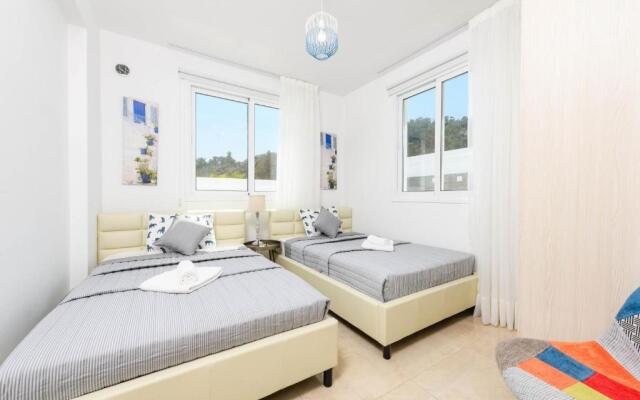 Green Bay Villas