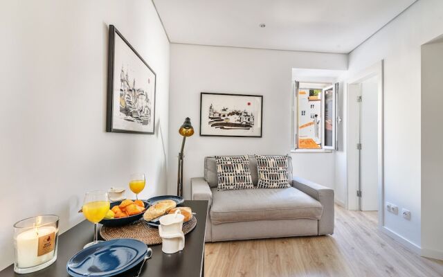 JOIVY Cosy 1-Bed Flat W/Seaview In Alfama