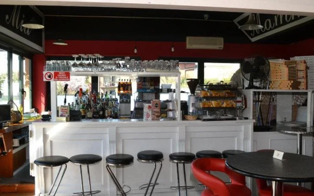 B&B Bed& Fly - Mamma Mia