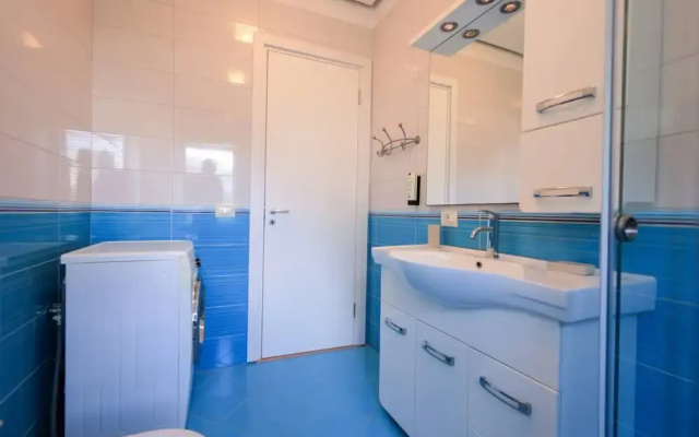 Lura Villa 001 in Durr s