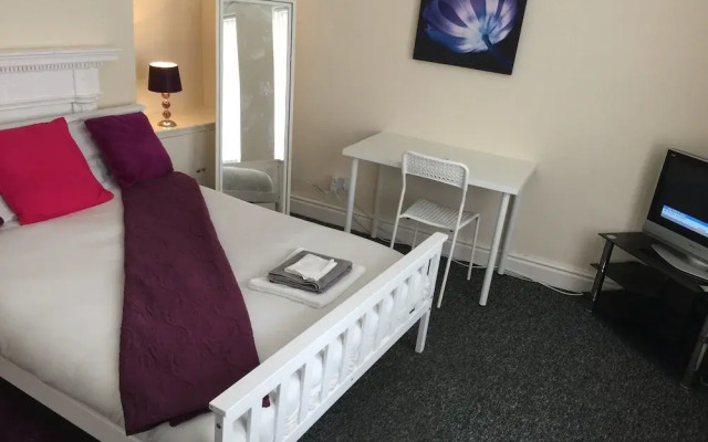 Crel Serviced Apartment