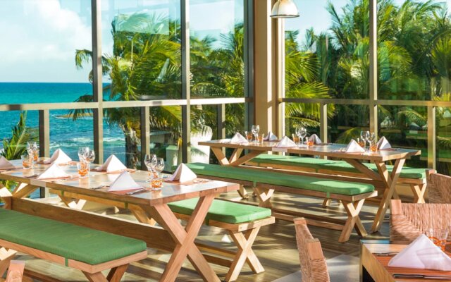 Generations Riviera Maya Family Resort Catamarán, Aqua Nick & More Inclusive